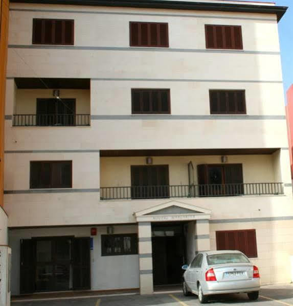 Hostal Margarita La Linea de la Concepcion Exterior photo